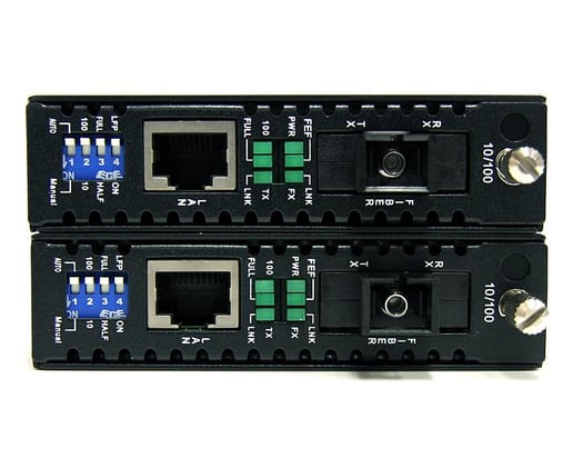 StarTech.com 10/100 Mbps Ethernet Single Mode WDM Fiber Media Converter Kit SC 20km