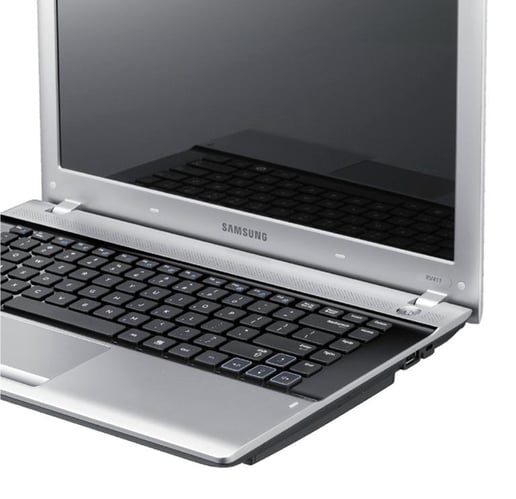 Samsung RV711 Notebook