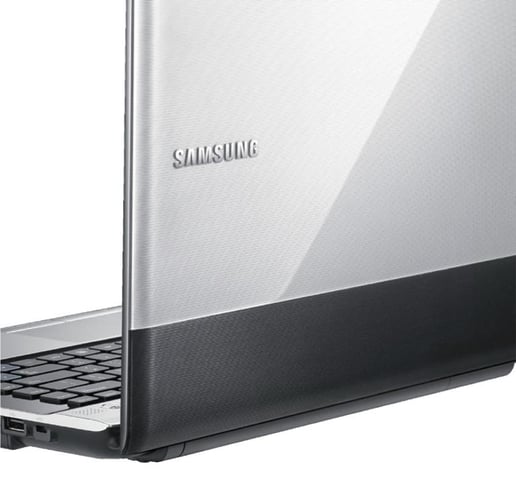 Samsung RV711 Notebook