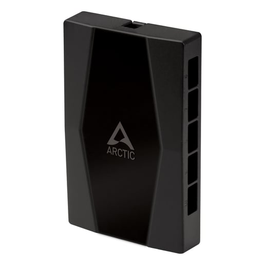 Arctic 10-port PWM Fan Hub with SATA Power
