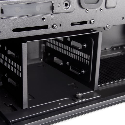 Silverstone SETA Q1 Mid Tower Case - Black 